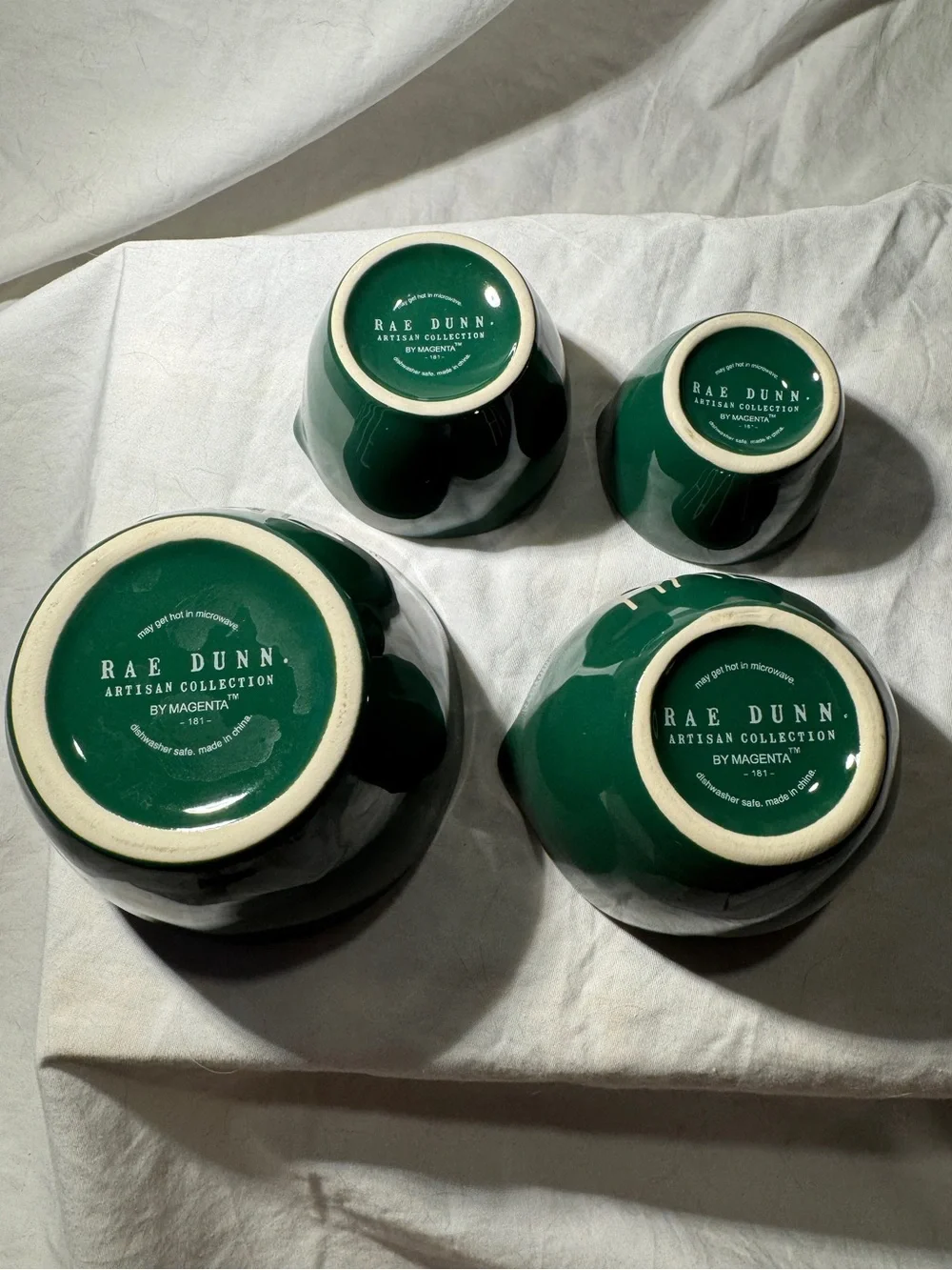 NWOT Rae Dunn dark green measuring bowls